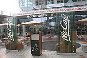 McDonalds (©Foto. Maartin Schmitz)